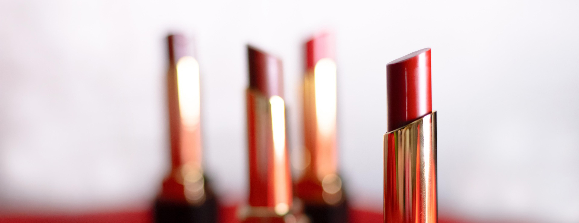 Devant -Boutique De Soins lipstick 8587707 1920